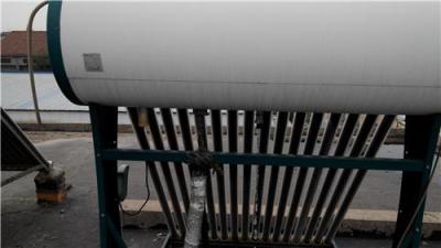 杭州太阳能热水器漏水更换密封圈维修