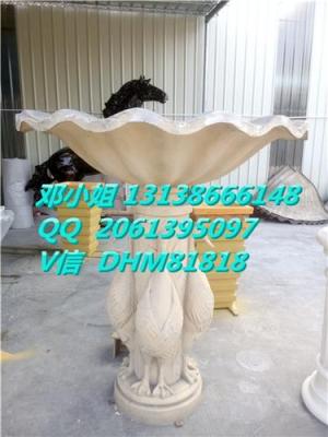 別墅大型組合噴泉雕塑生產(chǎn)廠砂巖天鵝流水盆