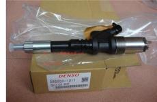 供应小松PC210-8喷油器 PC210-8喷油嘴