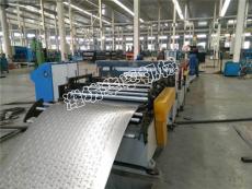 潍坊HF电动三轮车厢板设备车厢板生产厂家