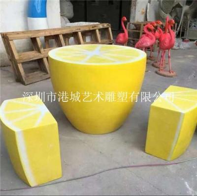 深圳创意休闲桌椅雕塑