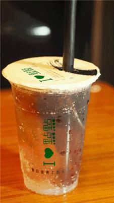 广州知名奶茶店品牌 iu点点奶茶打造放心品