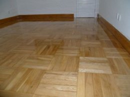 西丽木地板翻新找万豪-只做木地板维修公司
