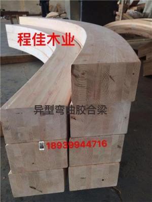 防腐膠合木柱