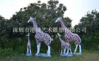 湖北咸宁主题公园玻璃钢长颈鹿雕塑