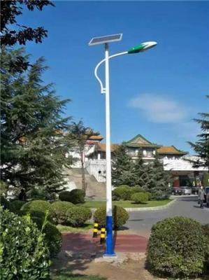 山东枣庄8米25W太阳能LED路灯