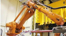 上海二手工业机器人回收 库卡机器人回收