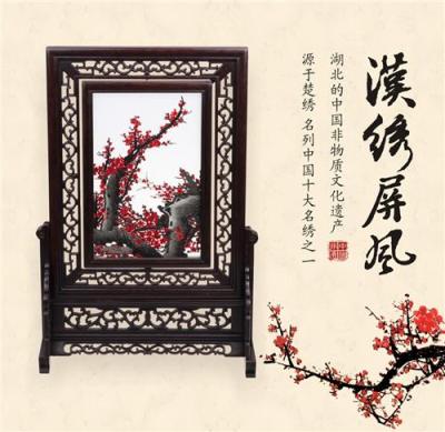 武漢特產(chǎn)漢繡卷軸畫禮品送人哪里買