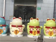 云南昆明商场玻璃钢招财猫雕塑