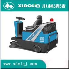 山东济宁小型驾驶式XL-900电动清扫车小林清