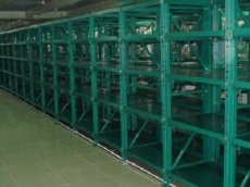 標(biāo)準(zhǔn)模具工廠倉儲貨架