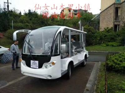 重慶仙女山木里小鎮燃油看房車