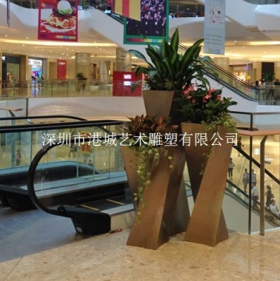 广东深圳诚意推荐玻璃钢花盆花瓶雕塑