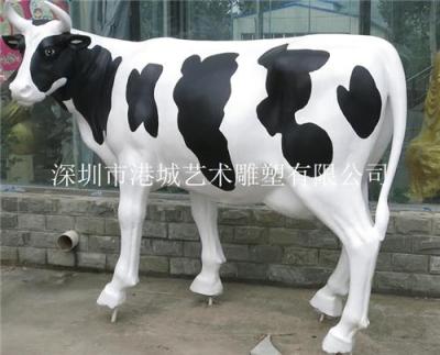 吉林松原农场草地食草玻璃钢奶牛雕塑
