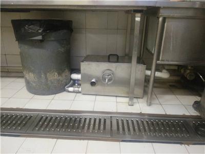 小型餐饮油水分离器不锈钢环保餐饮隔油池