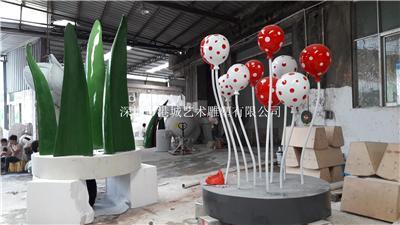 空间塑造美陈装饰玻璃钢气球雕塑