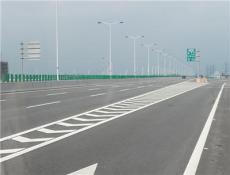 北海公路划斑马线 道路划减速带 湛江道路标