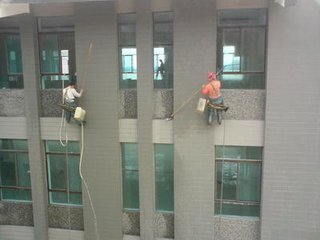 深圳市布吉专业外墙高空作业防水补漏