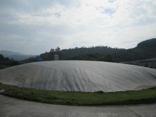 杞县养猪场黑膜沼气池污水沉淀池防水塑料布