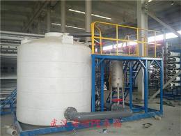 10吨耐酸碱塑料水箱加工制造
