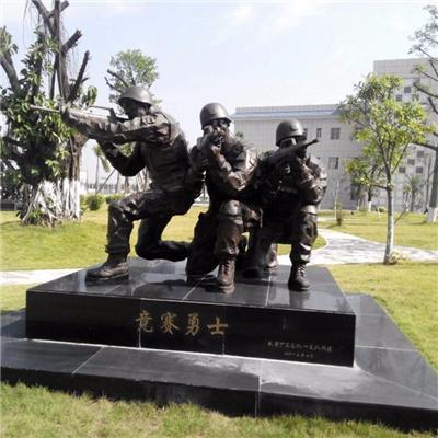 云南丽江景观玻璃钢消防员人物雕塑
