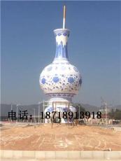 扬州城市广场大型仿真青花瓷花瓶玻璃钢摆设