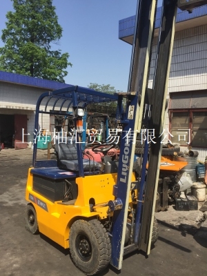 上海转让龙工电瓶叉车龙工2吨电动叉车