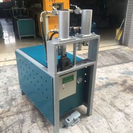 赫鋒機械扶手護欄沖孔機