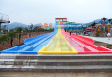 广州牧童水上乐园设备供应彩虹滑梯