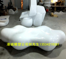 深圳商場創意玻璃鋼云朵休閑椅雕塑價格