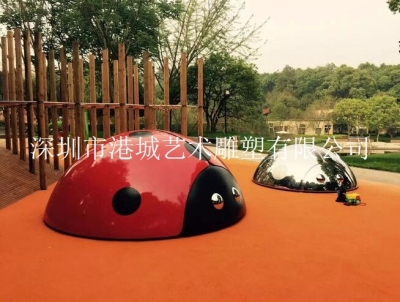 广州幼儿园庭院装饰玻璃钢七星瓢虫雕塑价格