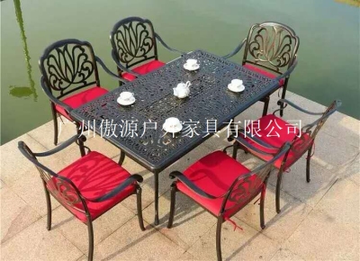 鑄鋁桌椅廠家直銷