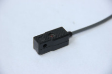 磁性開關(guān)KT- 16P使用