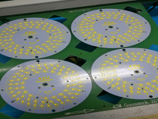 深圳公明SMT貼片加工廠 光明LED燈條貼片廠