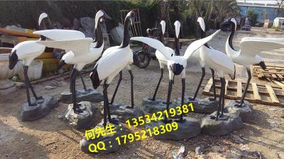 福田地产花园装饰玻璃钢仙鹤雕塑批发价格