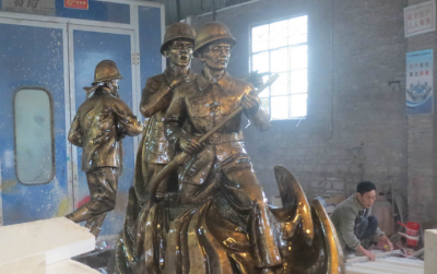 深圳公园文化教育标识玻璃钢消防员人像雕塑