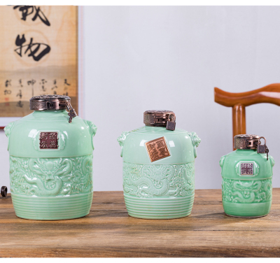 景德鎮陶瓷酒瓶定做生產-定制瓷器酒壇供應