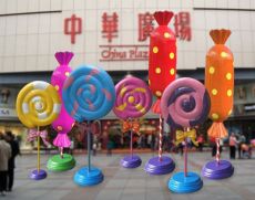 深圳商场美陈开业玻璃钢棒棒糖雕塑厂家
