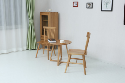 软装实木圆形餐桌椅组刺绣手绘护墙板背景墙