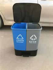 分类脚踏垃圾桶容积20升40升