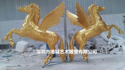 梅州生态园玻璃钢情侣造型飞马雕塑摆件