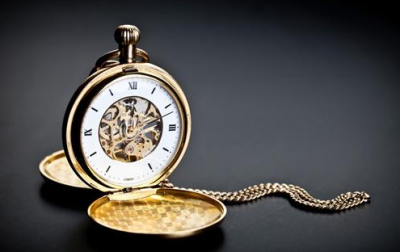 ，译作POCKET WATCH，意思就是口袋里的表