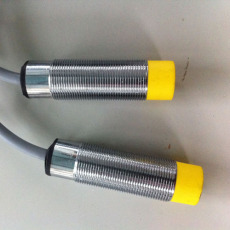 耐腐蚀接近开关HCH-M14-C4-C43T-HL