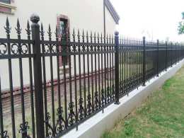 铝艺护栏型材批发铝艺护栏多少钱一米