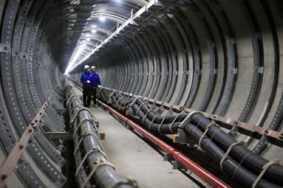地鐵供水管線電路管線安裝宅急修技術(shù)過硬