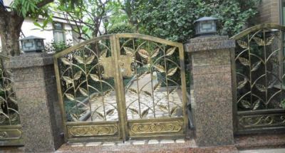 天津红桥区制作安装铁艺大门别墅围栏防护窗