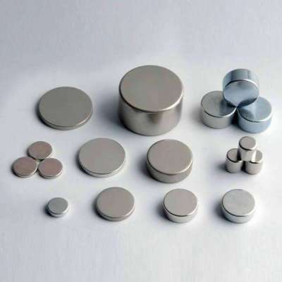 磁铁回收价格钕铁硼废强磁回收多少钱一斤