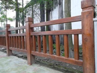 西安仿木栏杆产品在乡村景区使用比较繁多