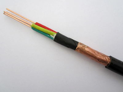 干扰电压的幅值可降低25百分之KHFP控制电缆