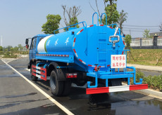 東風小型5立方灑水車哪里生產廠家價格